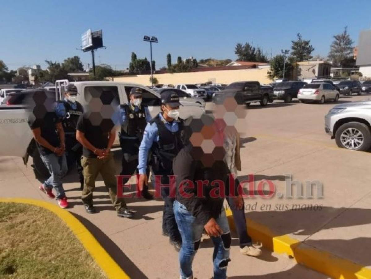 Capturan a padre y sus tres hijos acusados de intento de homicidio