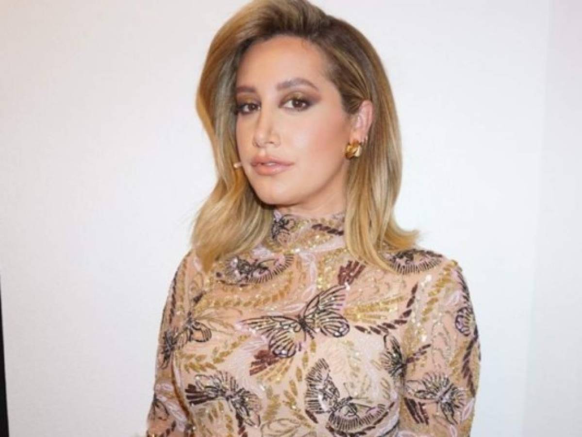 La tierna foto con la que Ashley Tisdale confirmó el nacimiento de su bebé