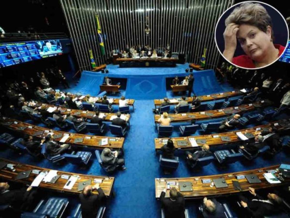 Senado brasileño juzgará a Rousseff y su mandato pende de un hilo