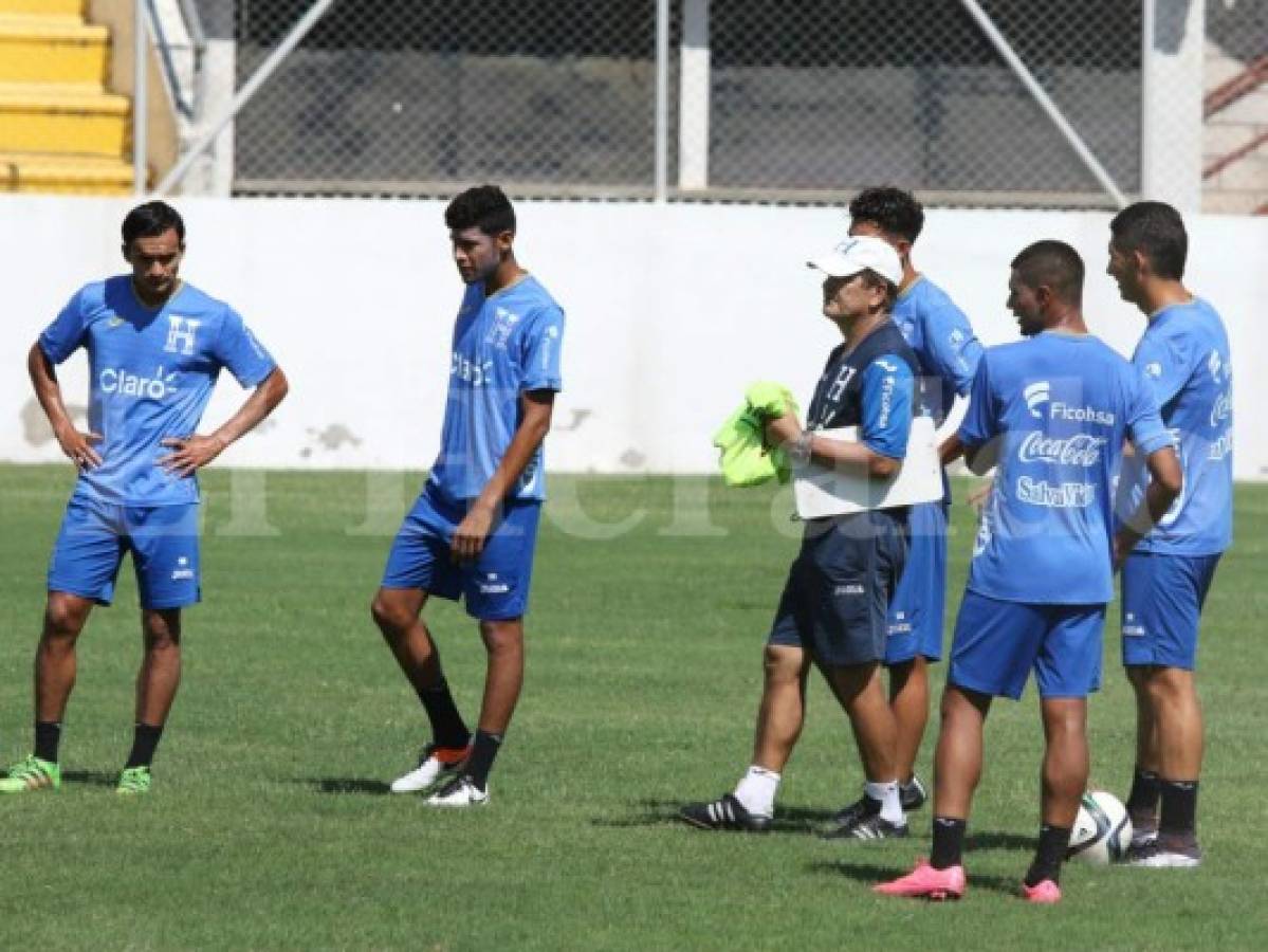 Selección de Honduras trabaja completa preparándose para enfrentar a Argentina