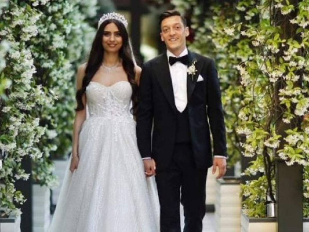 Mesut Özil pagará 1,000 cirugías de niños necesitados para celebrar su boda con Amine Gülse