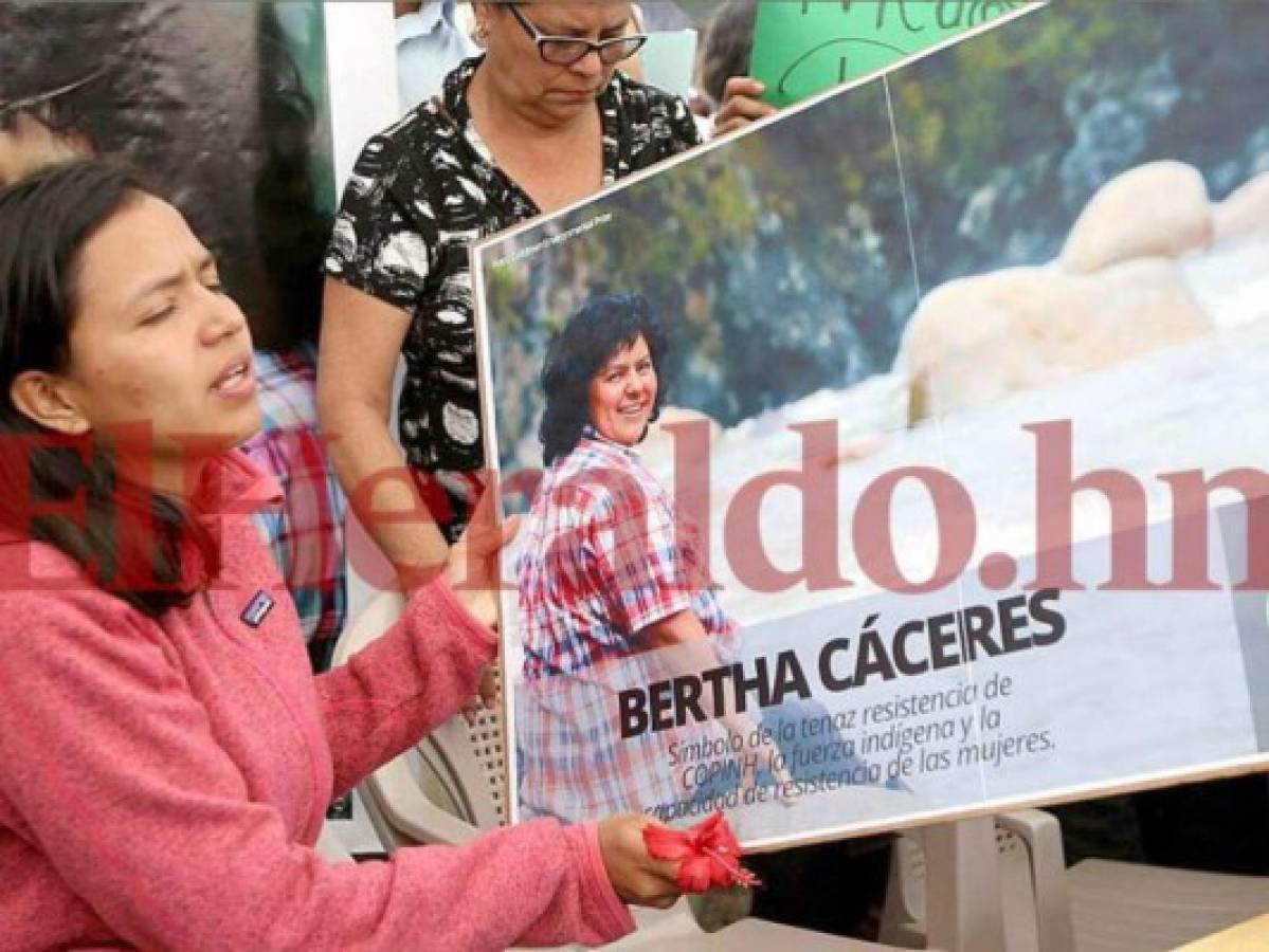 Hija de Berta Cáceres: 'Es fácil capturar a gatos, pero a los peces gordos es ahí donde queremos llegar'