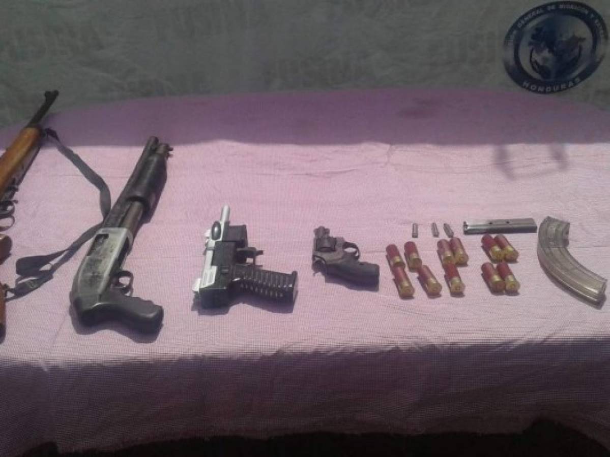 Capturan a tres personas con armas de grueso calibre en Copán