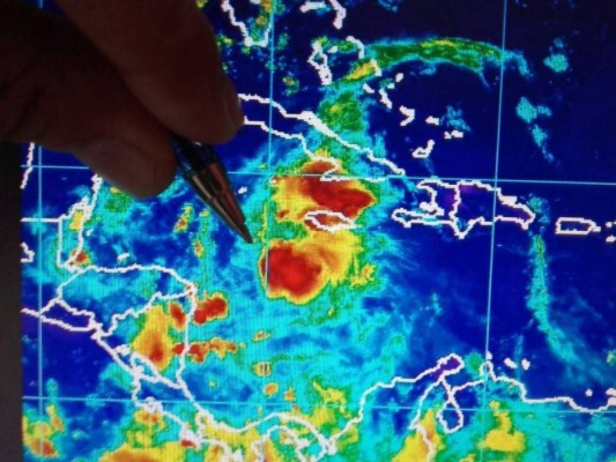 Honduras: Onda tropical avanza rumbo al Mar Caribe y provocará intensas lluvias