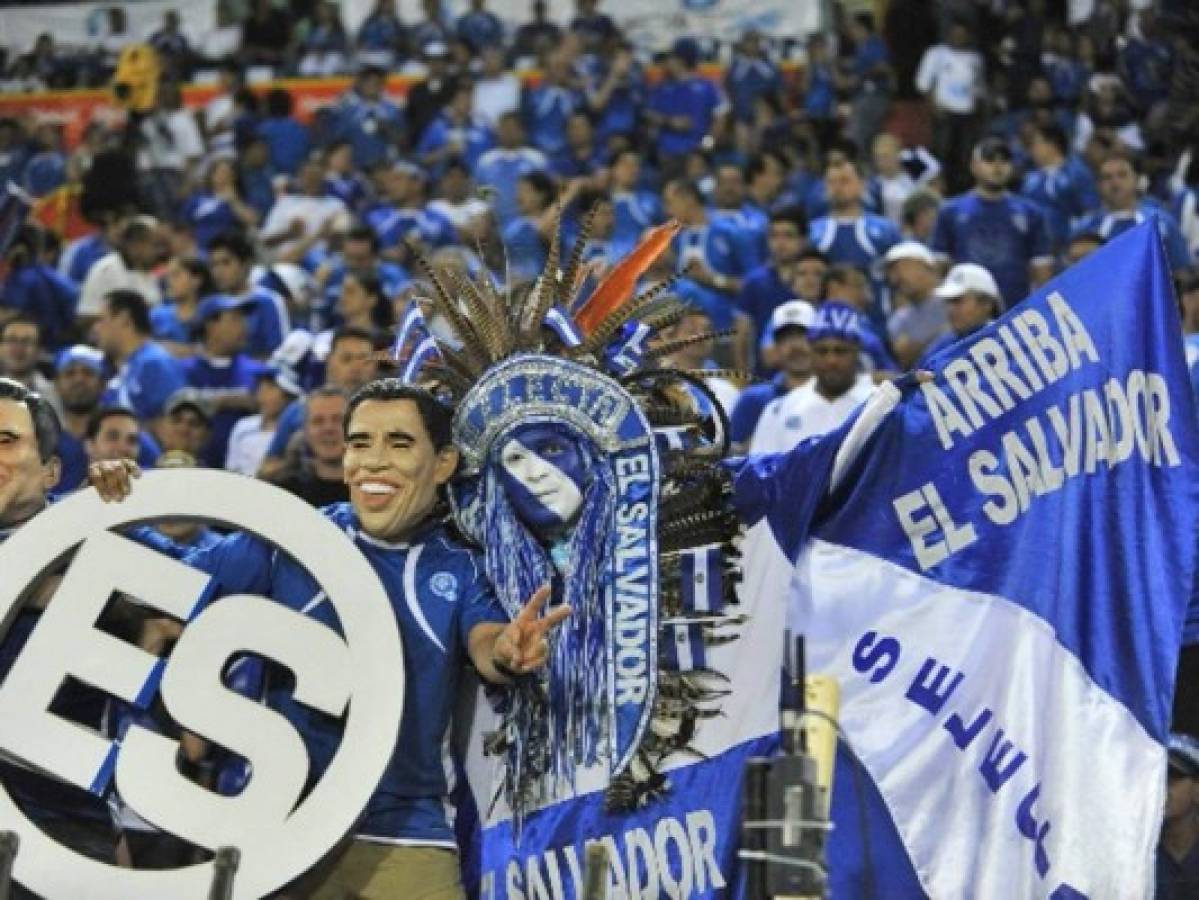 Afición de El Salvador se manifiesta molesta en redes sociales por jugar ante el Olimpia de Honduras