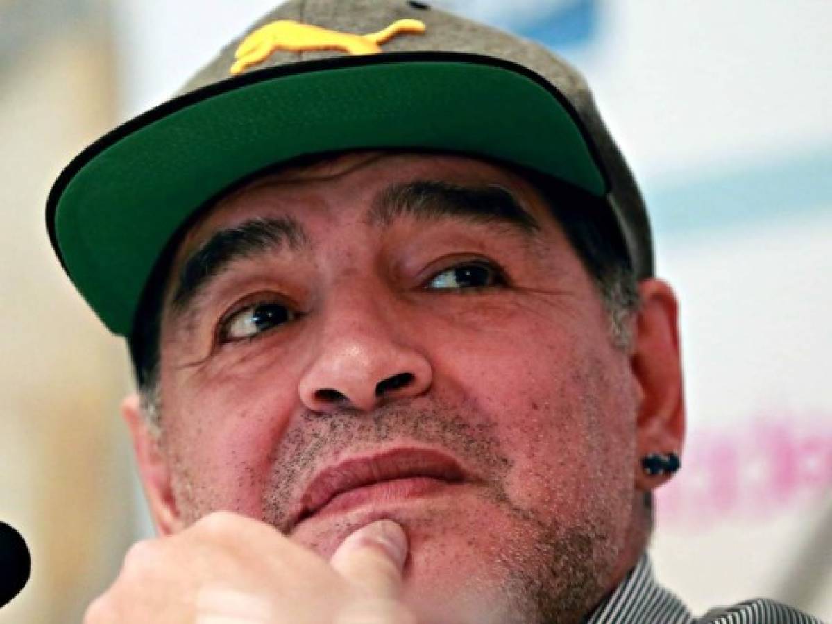 Diego Maradona, nombrado ciudadano de honor en Nápoles