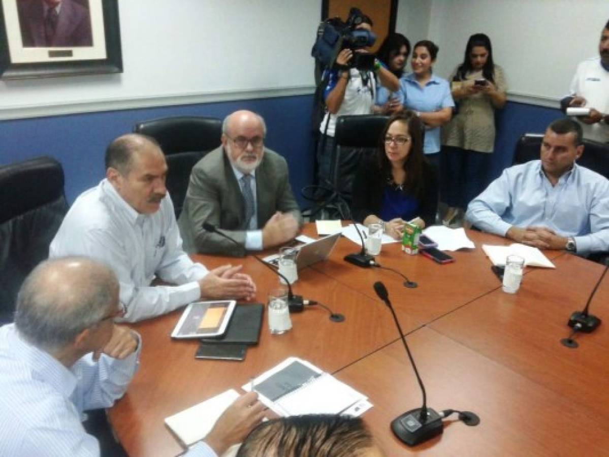 Empresarios rechazan el congelamiento de los precios de la canasta básica