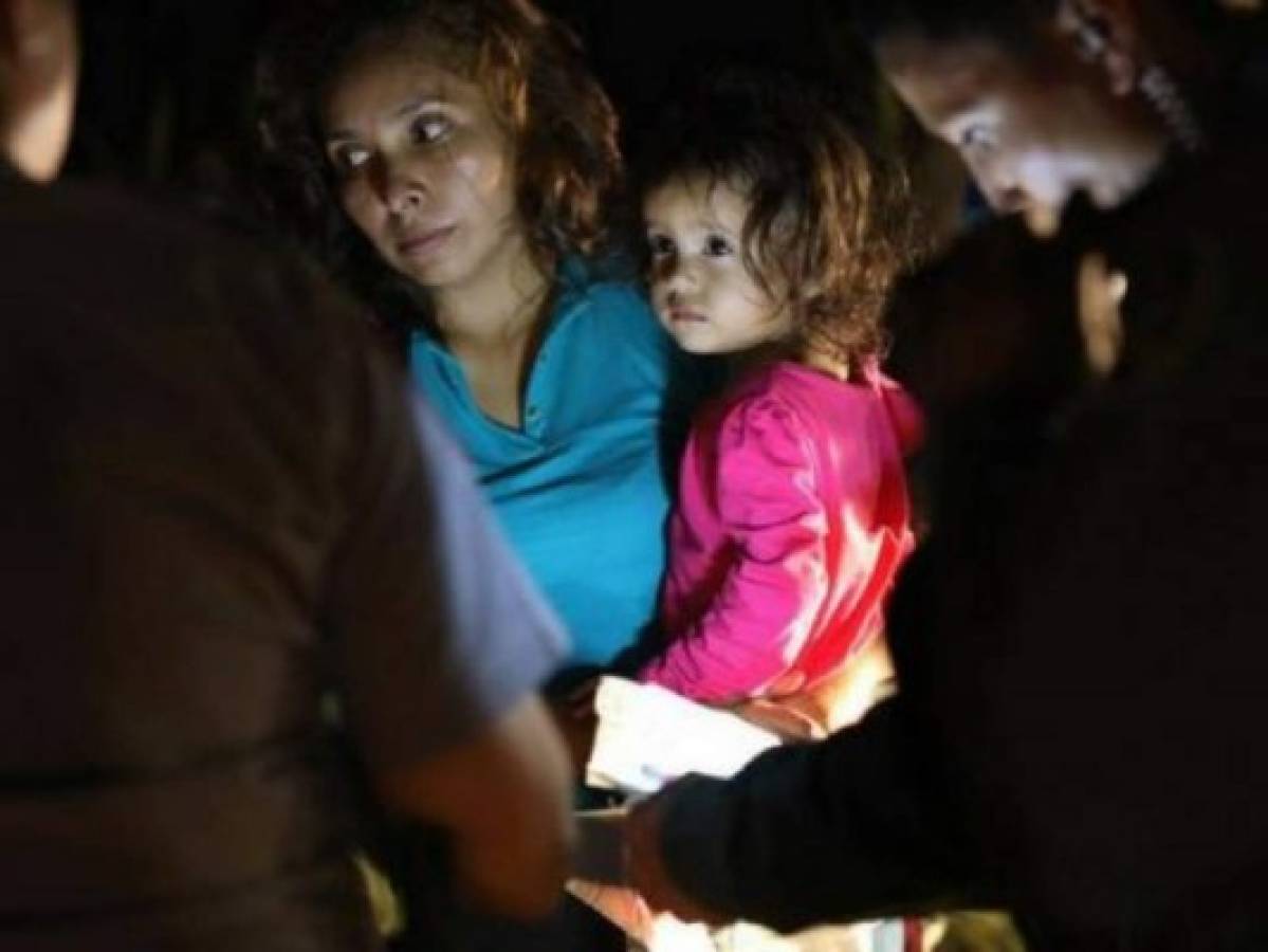 Estados Unidos busca a 431 padres inmigrantes deportados sin sus hijos