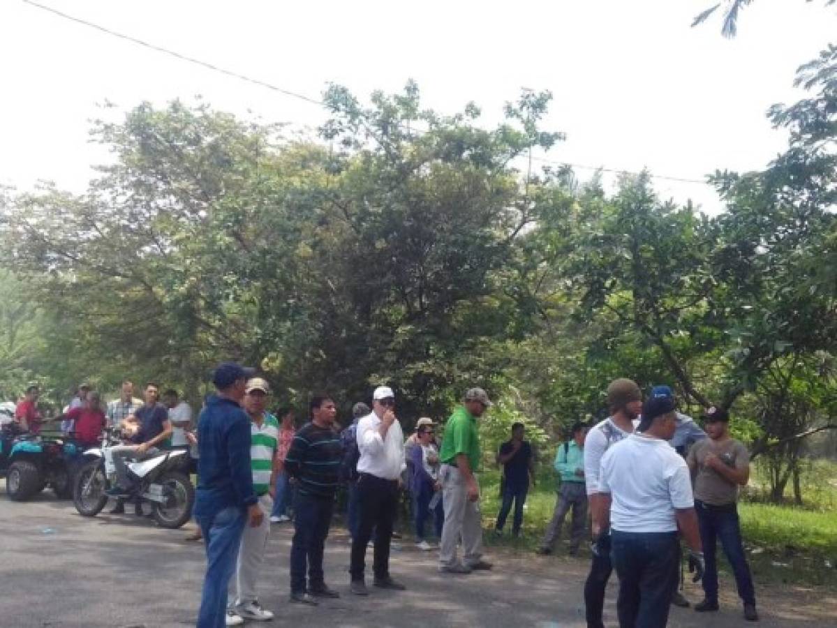 Maestros bloquean varias carreteras en la zona sur, centro y oriente de Honduras