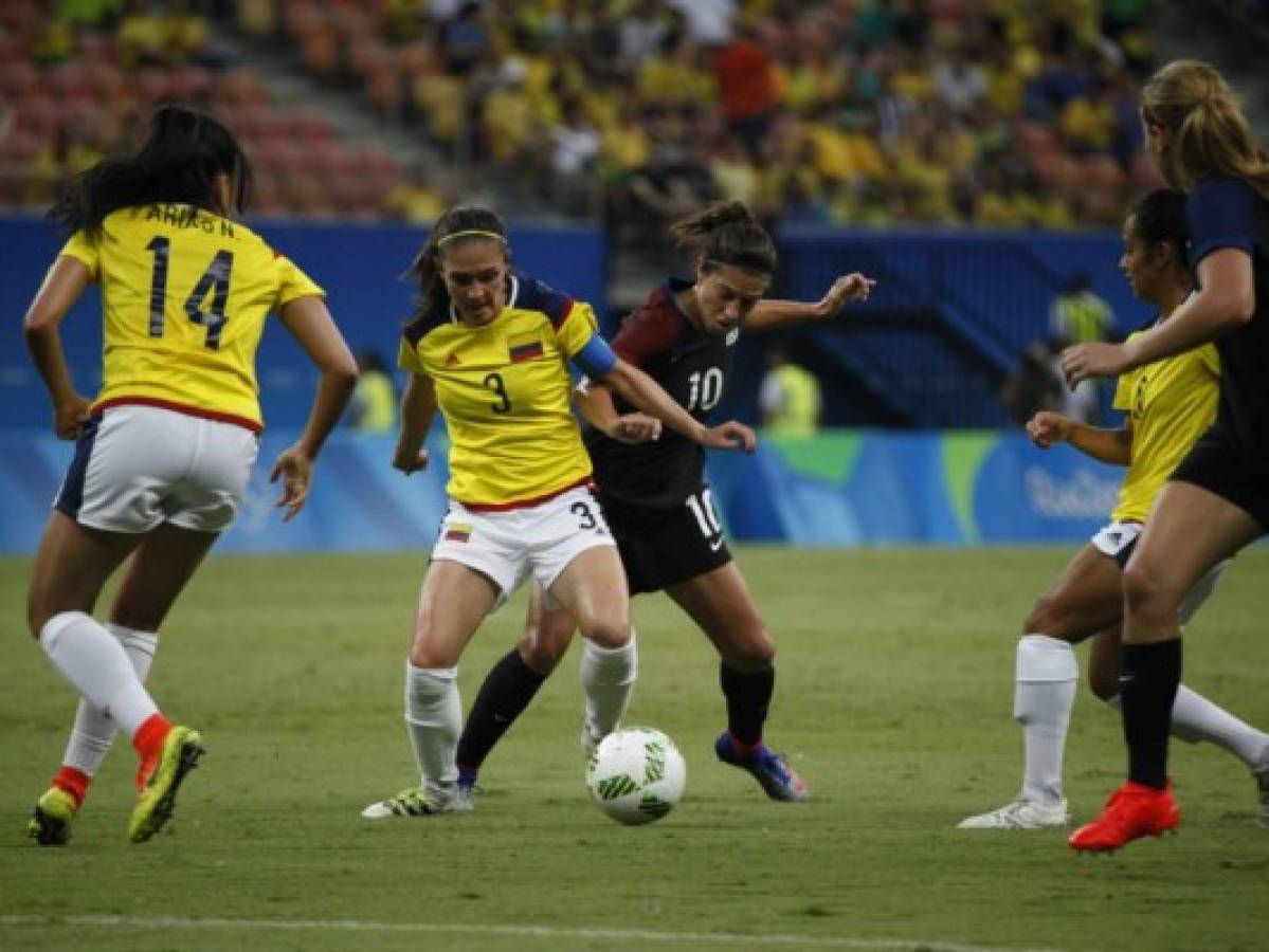 EEUU en cuartos de final como primera del Grupo G con empate 2-2 con Colombia