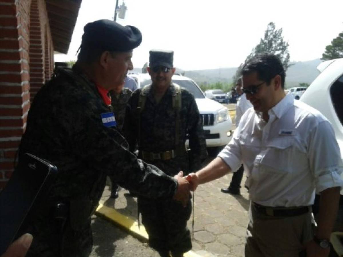Presidente de Honduras: FF AA seguirá en tareas de seguridad