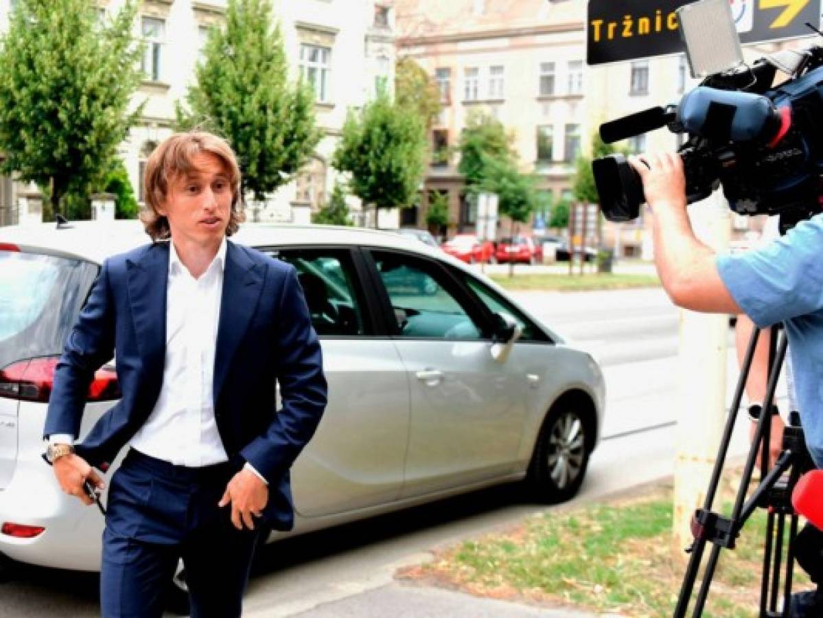 El futbolista Luka Modric es acusado de falso testimonio