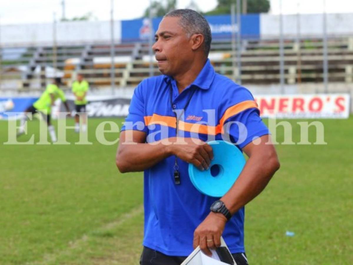 Reynaldo Clavasquín teme que la emoción en Puerto Cortés les juegue en contra