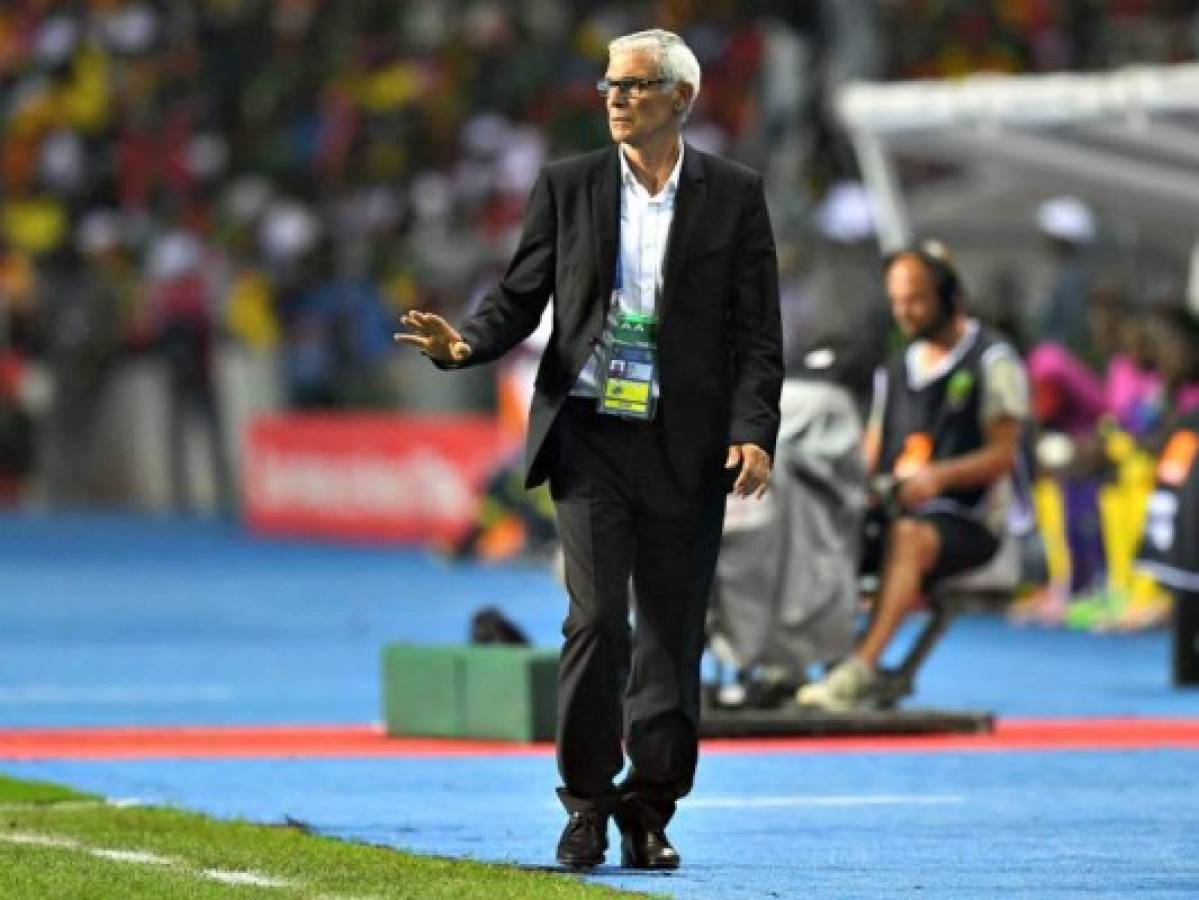 Cúper durante la presentación de Egitpo en la final de la Copa Africana de Naciones 2017.