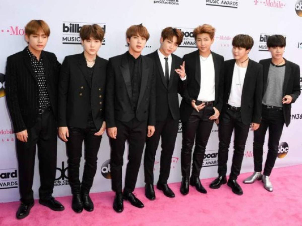 Grupo surcoreano BTS supera el récord de Taylor Swift con el vídeo Idol en YouTube