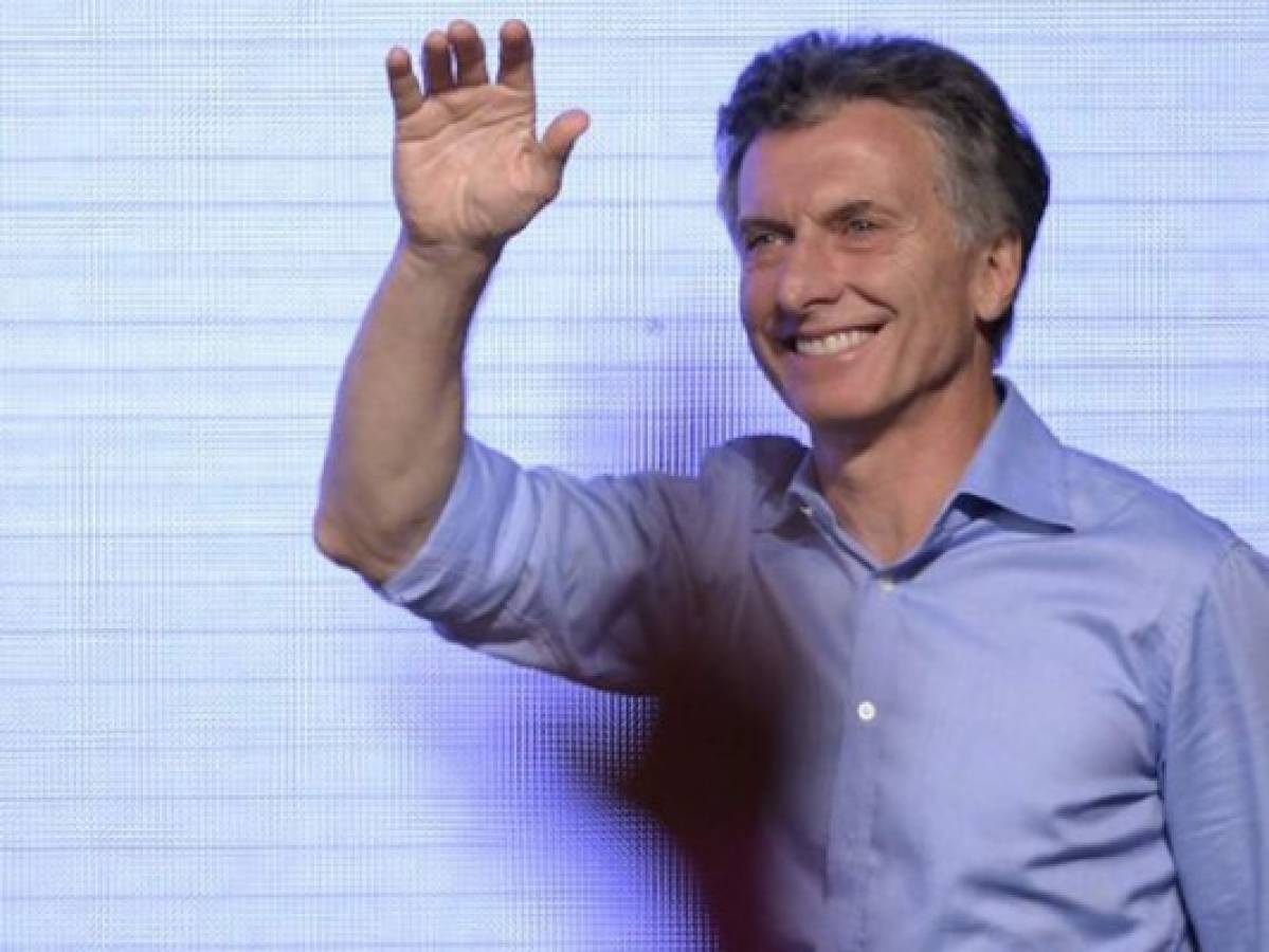 Mauricio Macri dona a un comedor su sueldo