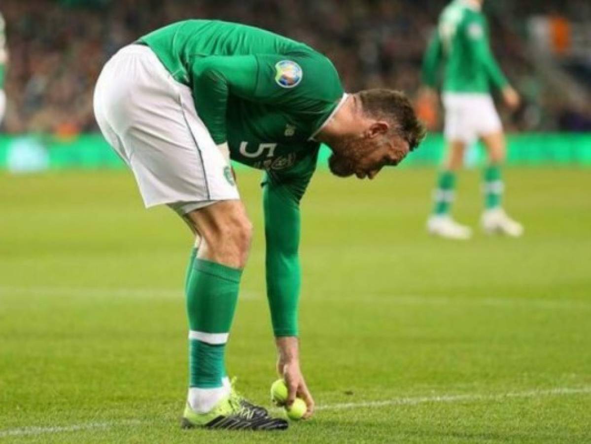 La UEFA abre procedimiento disciplinario contra Irlanda por lanzamiento de pelotas