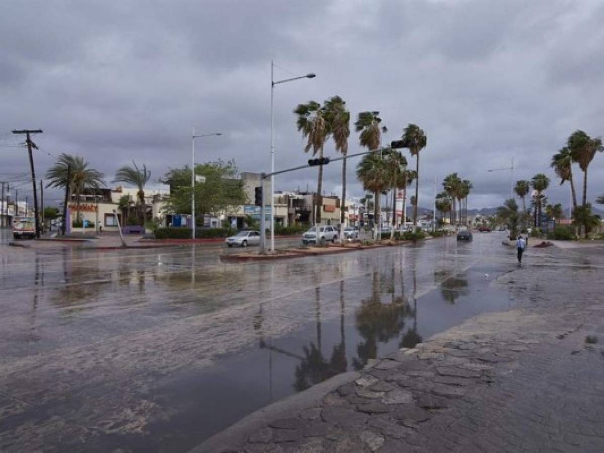 Tormenta tropical Ivo gana fuerza y genera lluvias intensas en México