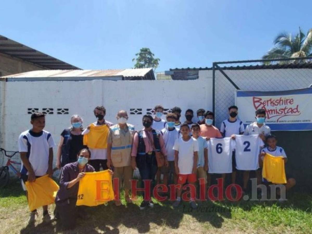 Las actividades deportivas, como el fútbol de niños y juvenil, son parte de la oferta disponible en la Nueva Esperanza. Foto: El Heraldo