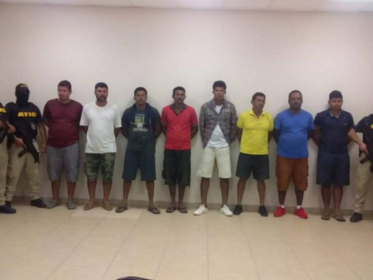 A La Tolva ocho detenidos por transportar droga en barco en el Caribe