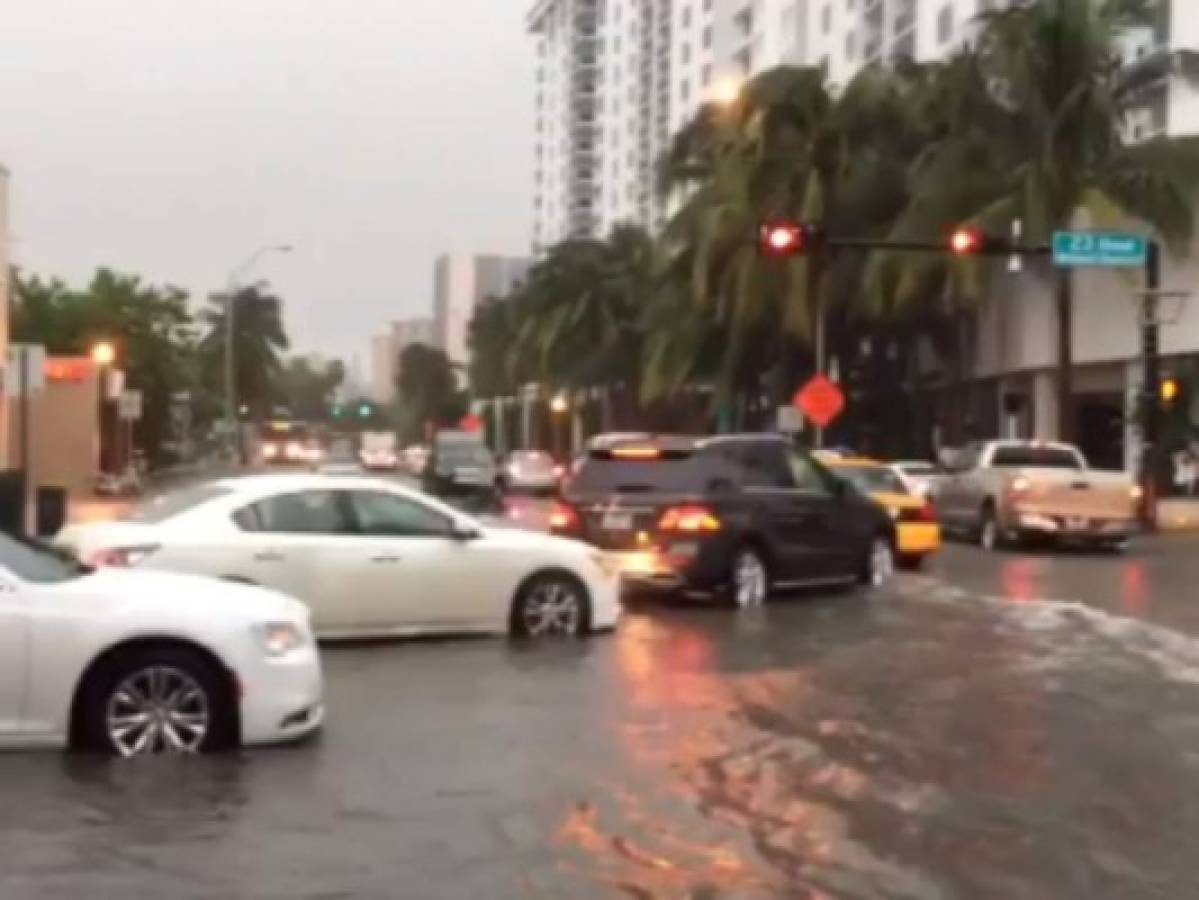 Repentinas inundaciones y vuelos suspendidos deja tormenta Emily en Miami