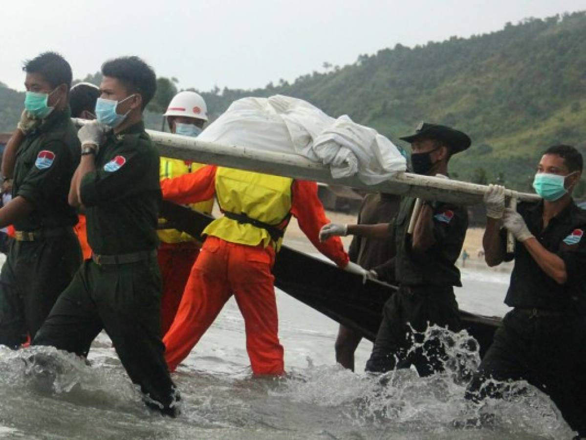 Encuentran 10 cuerpos tras desaparecer un avión en Myanmar