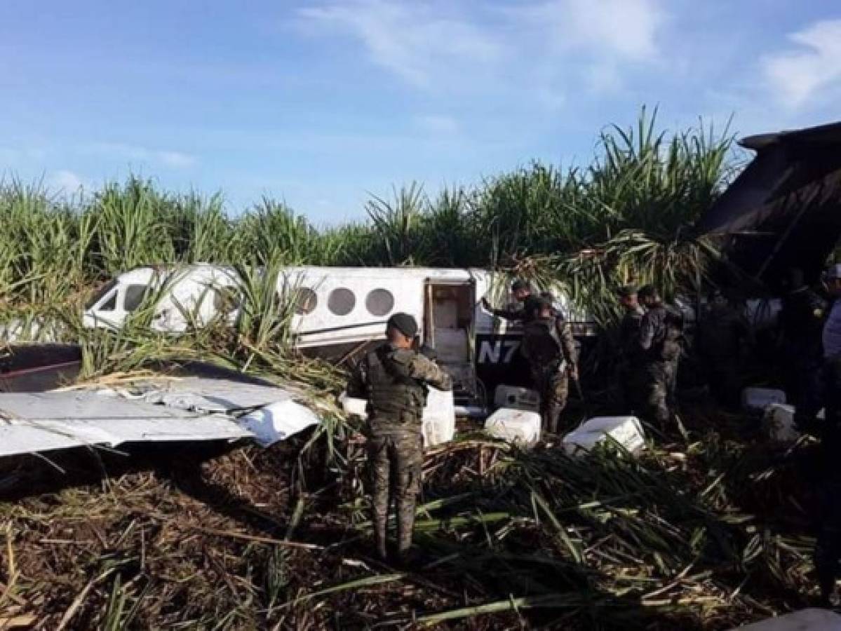 Narcoavioneta que pretendía aterrizar en Honduras fue localizada en Guatemala