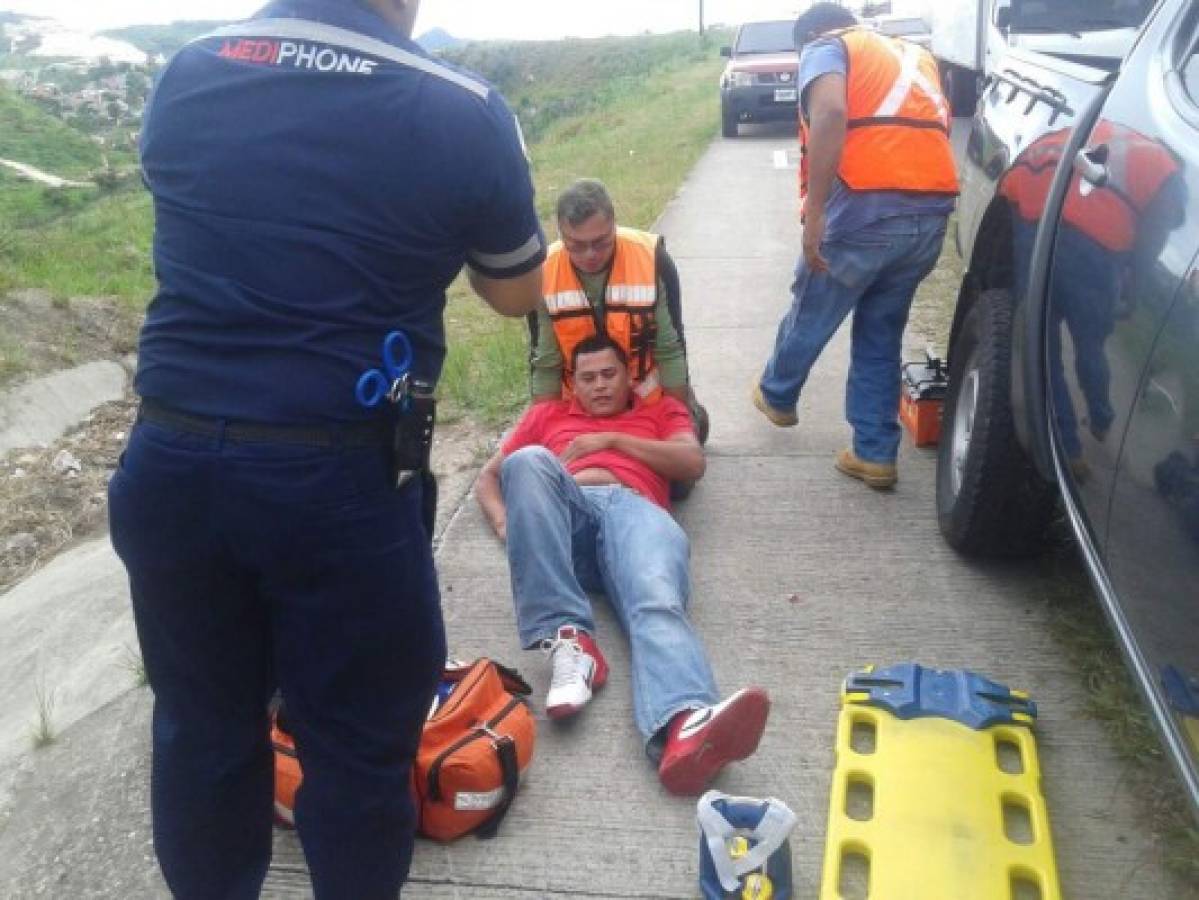 Un lesionado en colisión de cinco carros en anillo periférico