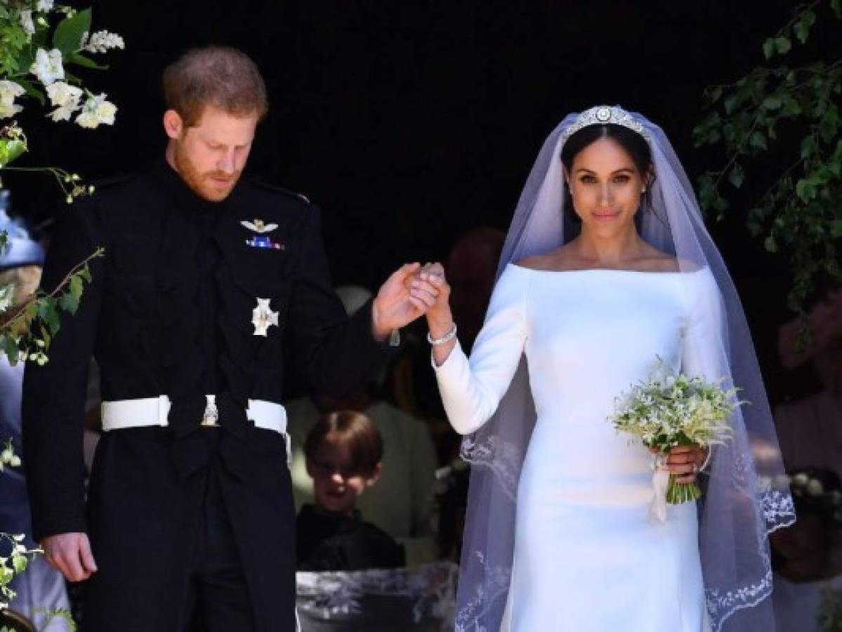 Meghan Markle revela el detalle que escondía su vestido de novia