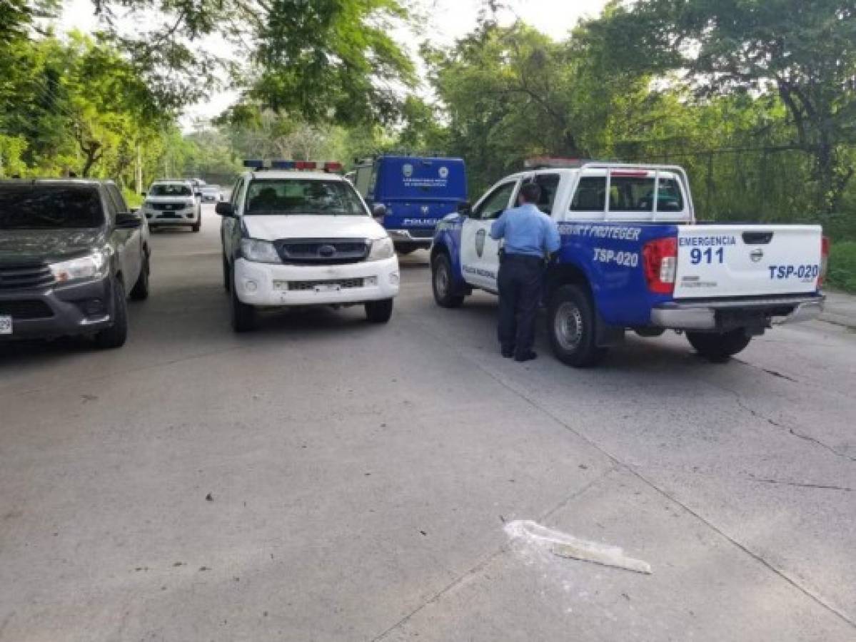 Hallan cadáver con un rótulo en la colonia El Pedregal, San Pedro Sula