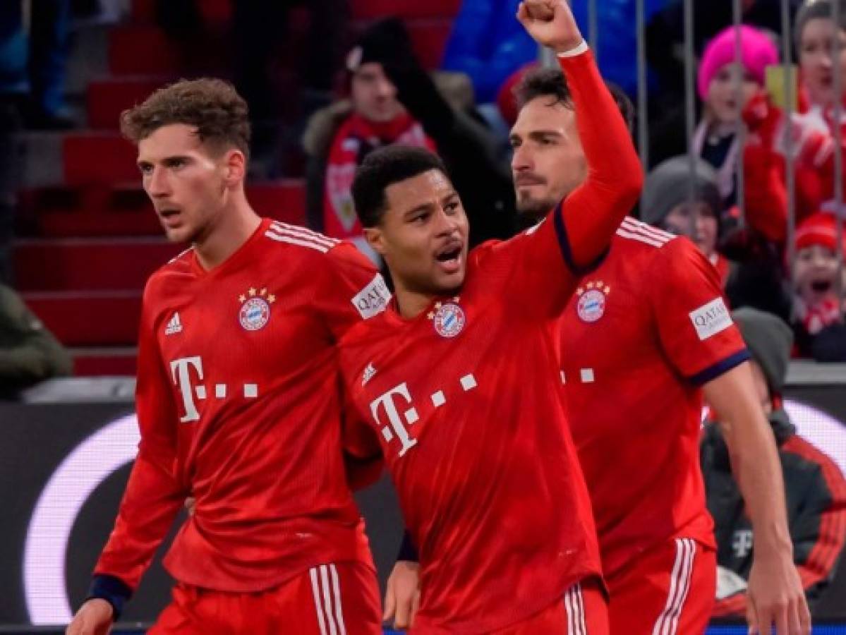 Bayern Munich golea al Stuttgart y mantiene el pulso al Borussia Dortmund