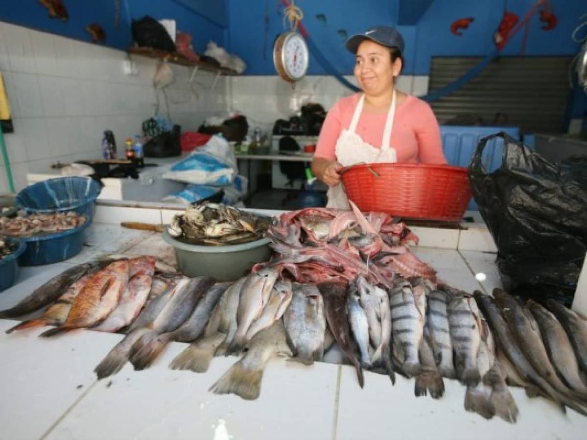 Se dispara la venta de mariscos en la capital de Honduras  