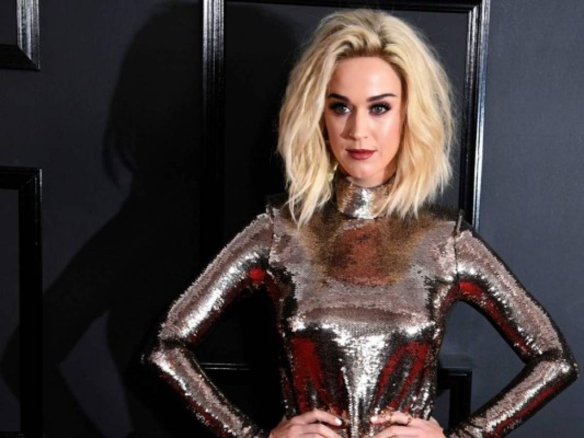 Katy Perry se burla de Britney Spears en los Grammy