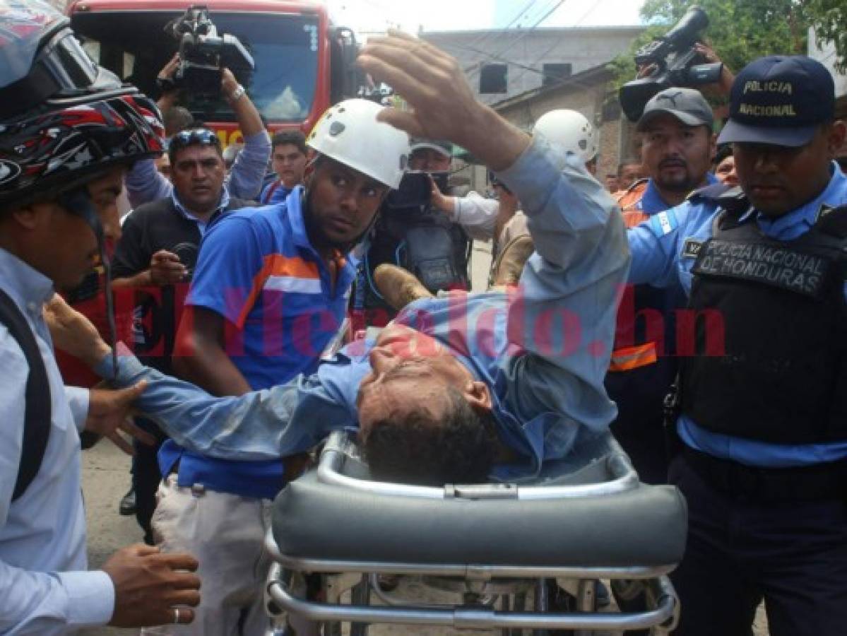 Momento en que era trasladado hacia el Hospital Escuela.