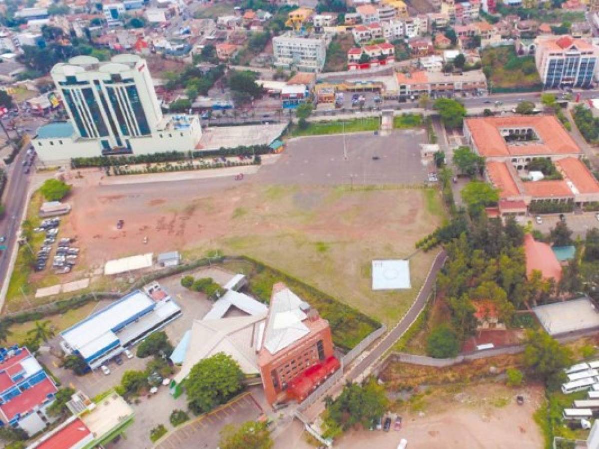 Plaza en El Zarzal se hará si se modifica el contrato