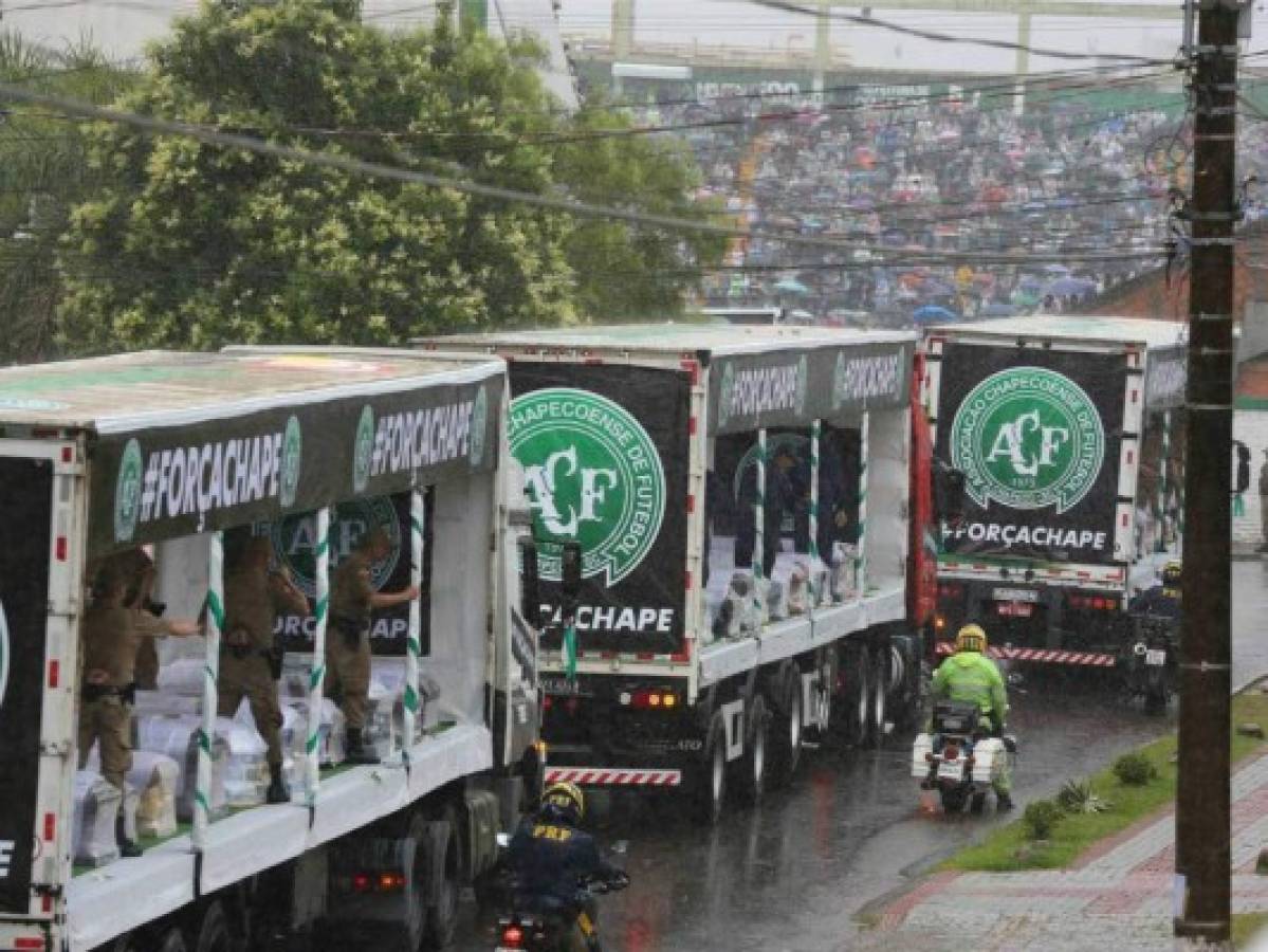 Emotivo homenaje al Chapecoense de Brasil en sorteo de Copa Libertadores 2017