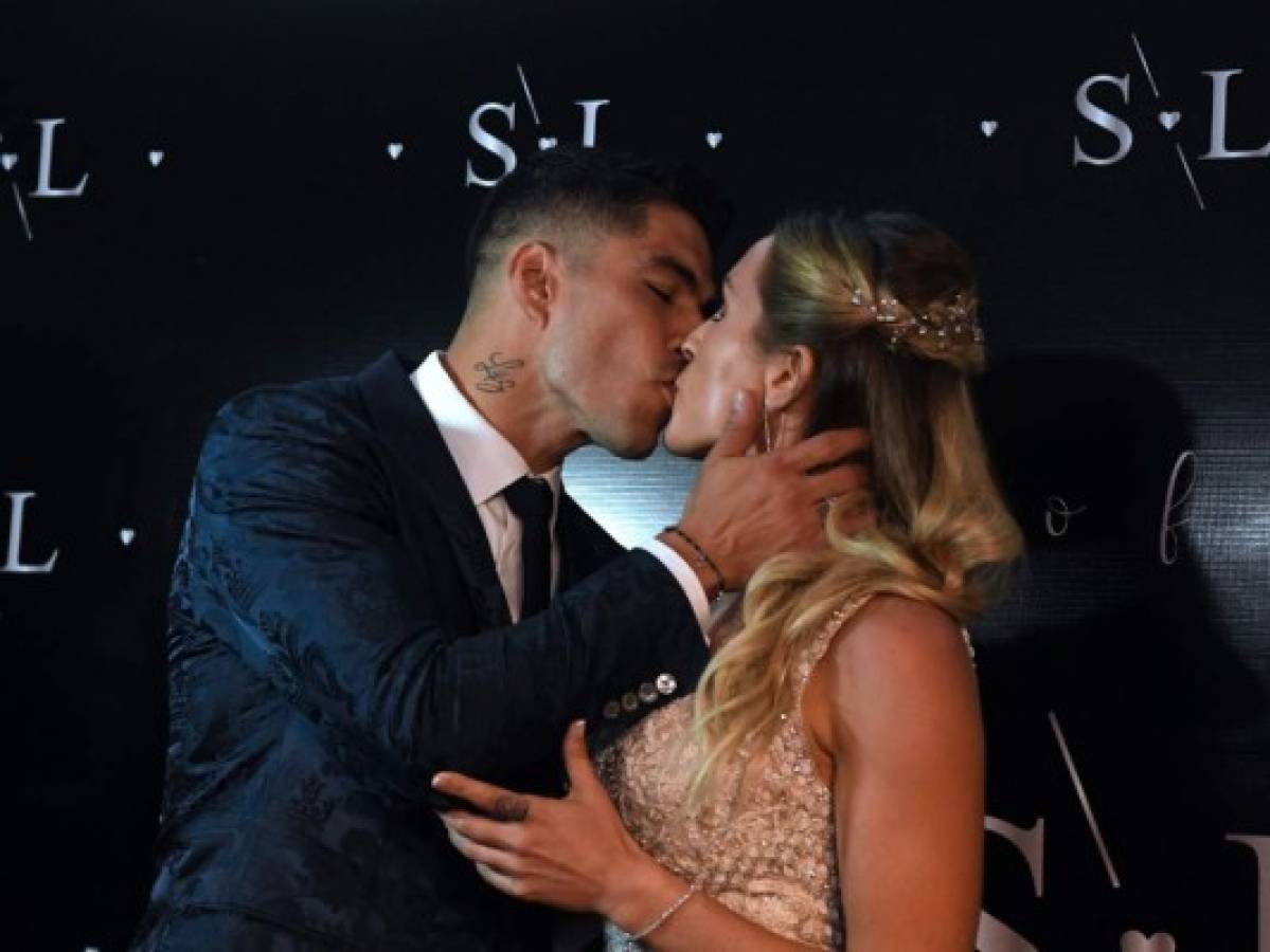 Luis Suárez renueva votos matrimoniales en Uruguay; Messi fue invitado