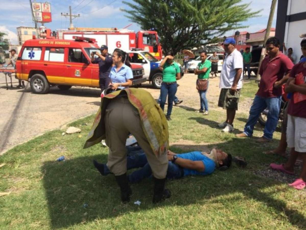 Un lesionado deja colisión entre taxi y motocicleta  