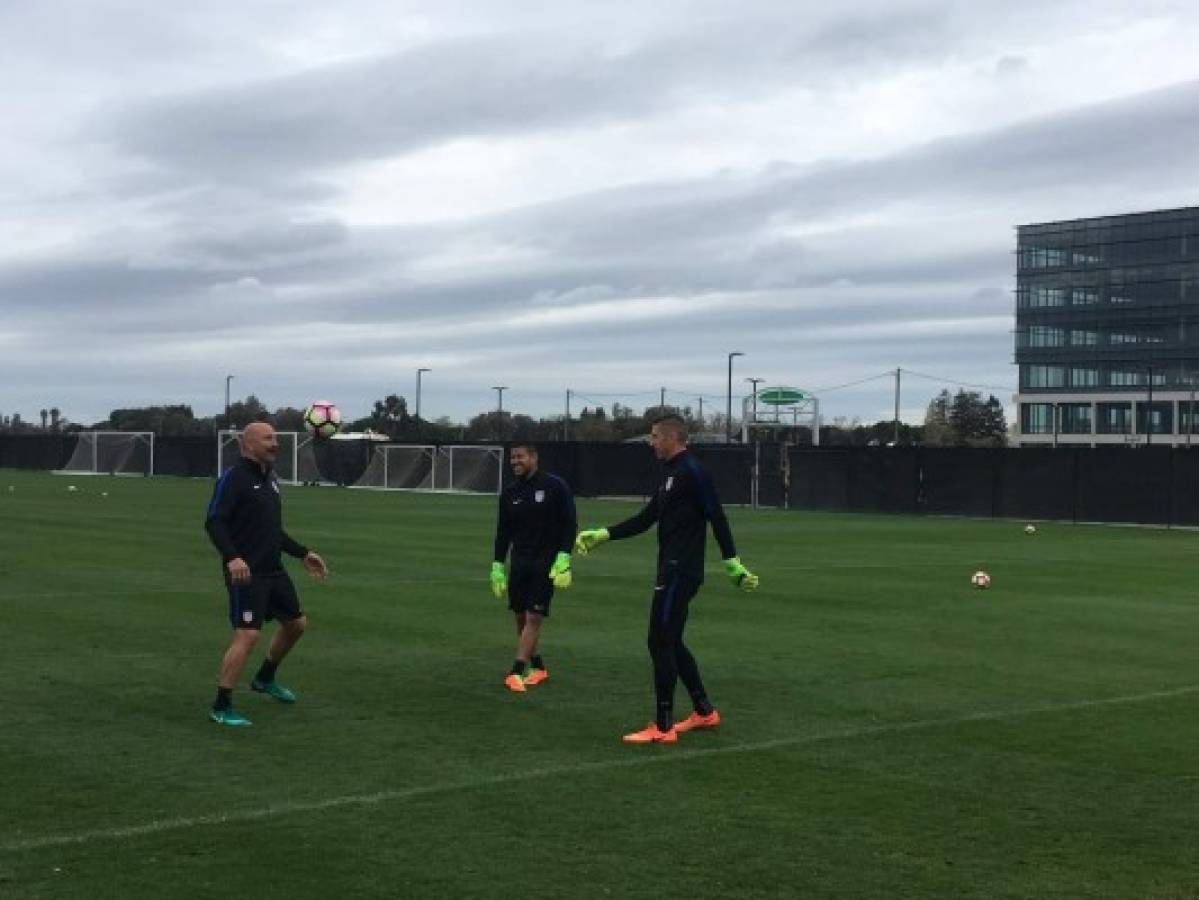 La selección de Estados Unidos entrena de cara al juego contra Honduras