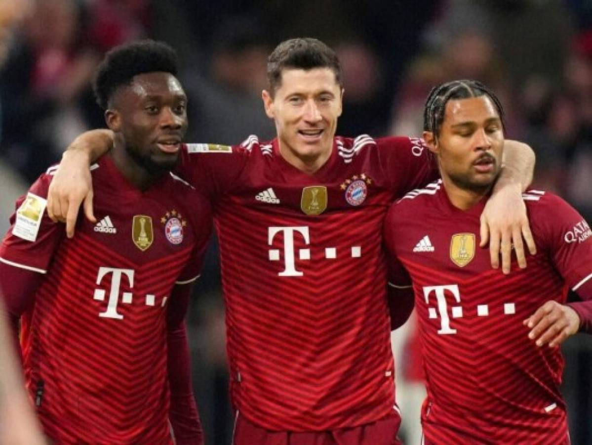 Lewandowski anota en triunfo de Bayern, su 60mo del año