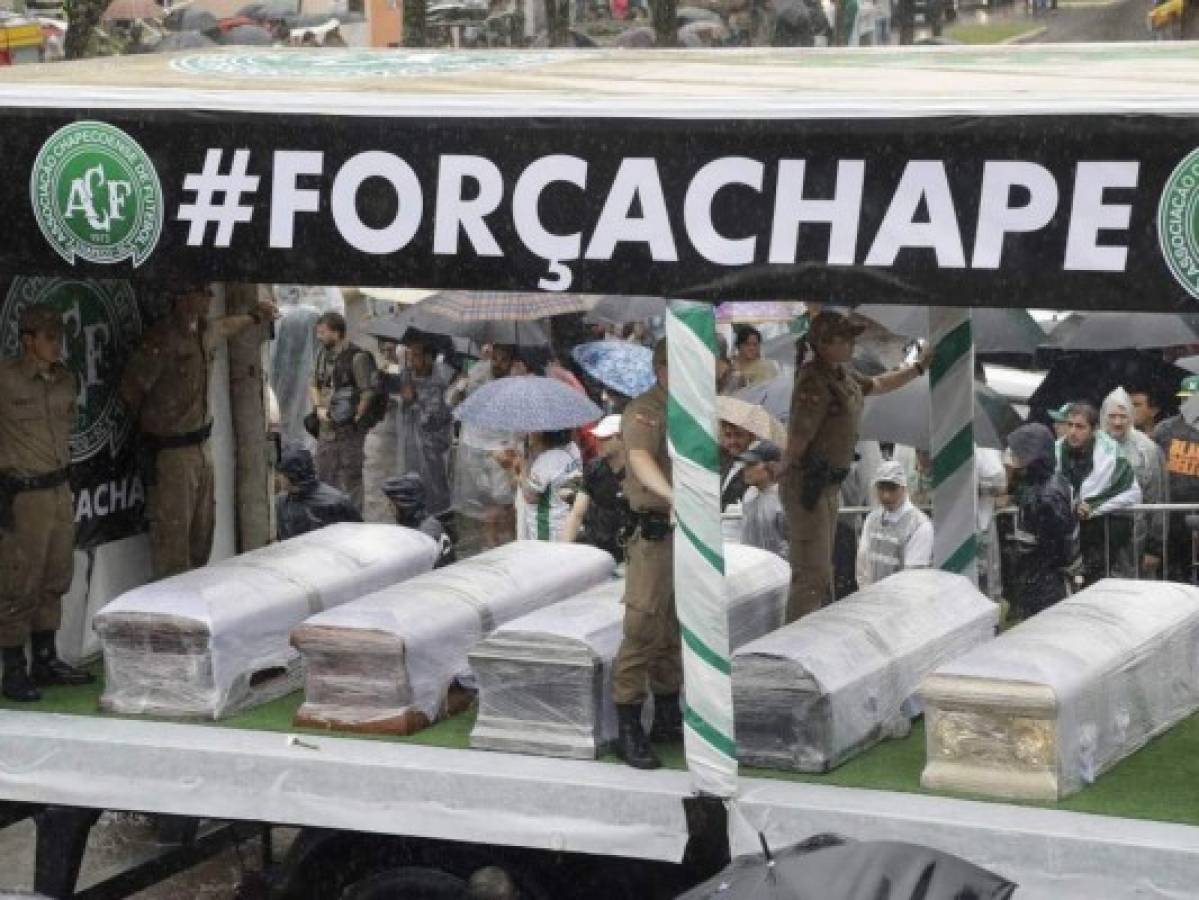 Hace un año el Chapecoense perdía las alas en Colombia