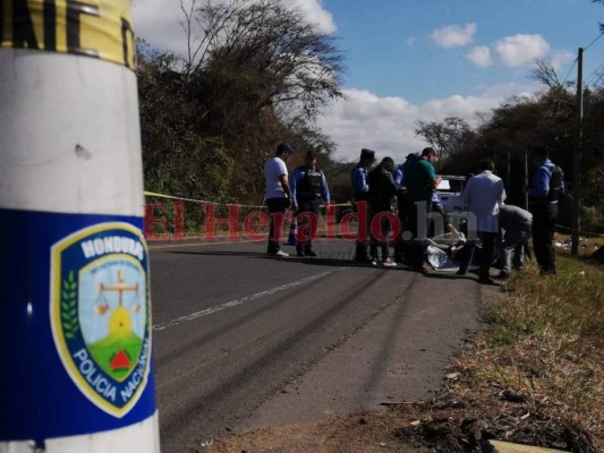 Hallan cadáver de una mujer a orillas de carretera a Olancho