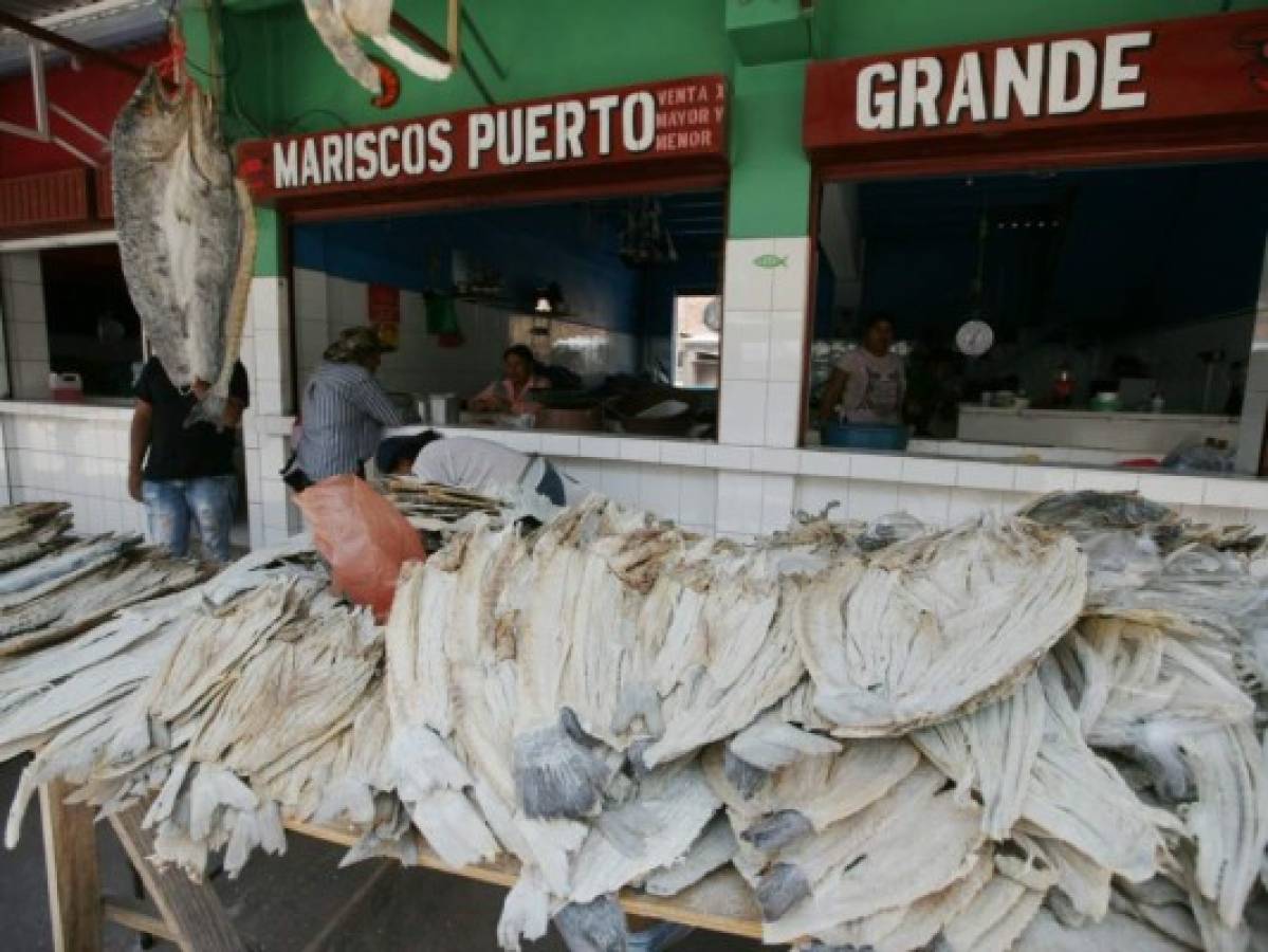 Se dispara la venta de mariscos en la capital de Honduras  