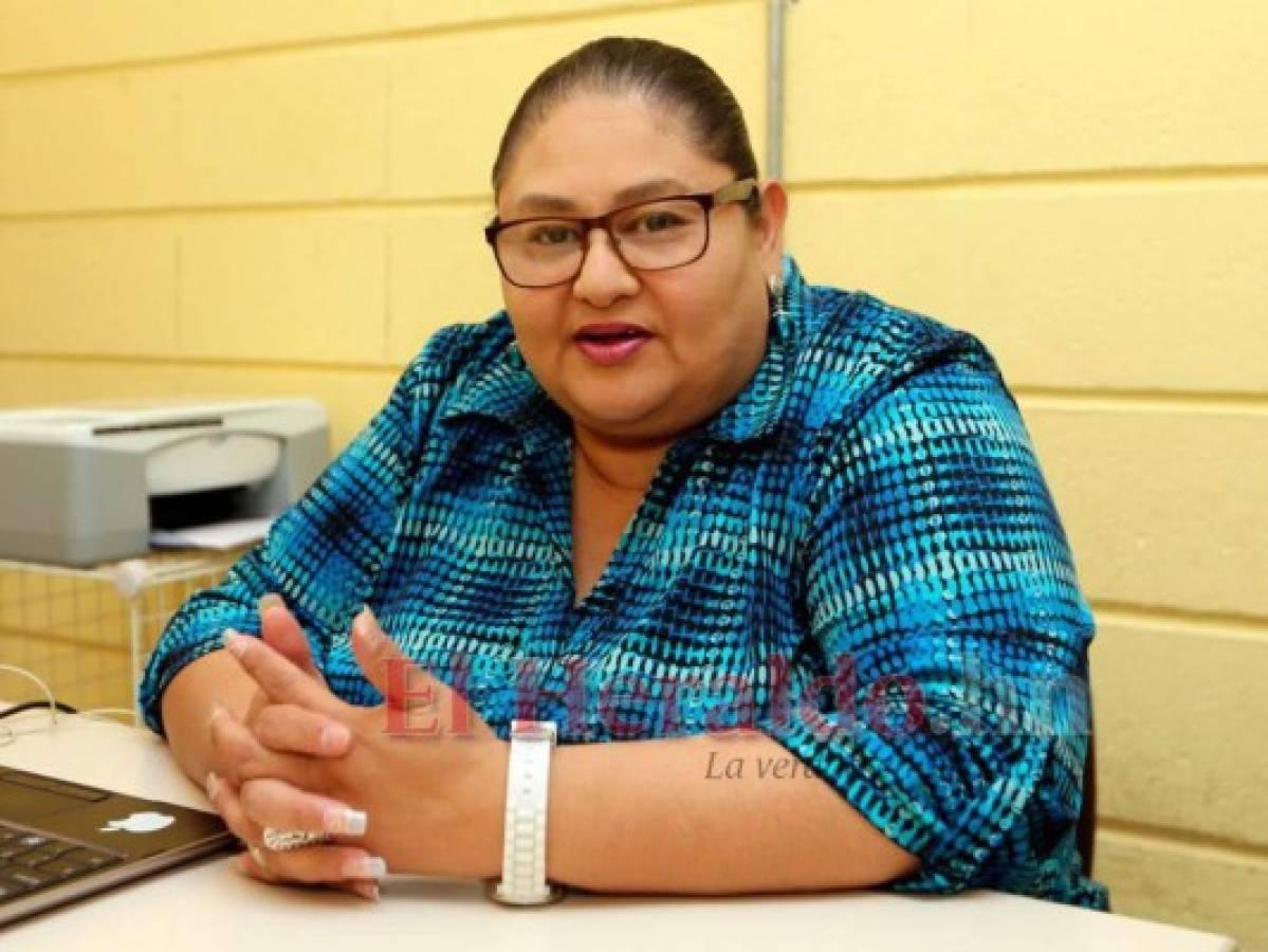 Patricia Mackay, máster en Psicología Clínica y docente de la carrera de Psicología de la UNAH.