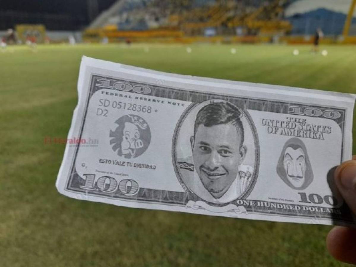 A 'billetazos' reciben a jugadores del Olimpia en el Morazán tras polémica