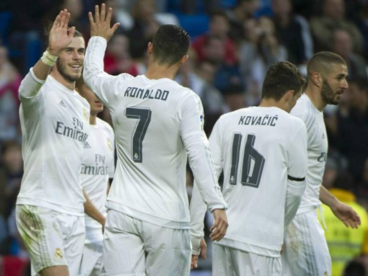 Real Madrid golea al Rayo Vallecano (10-2), que jugó con nueve en el Bernabéu