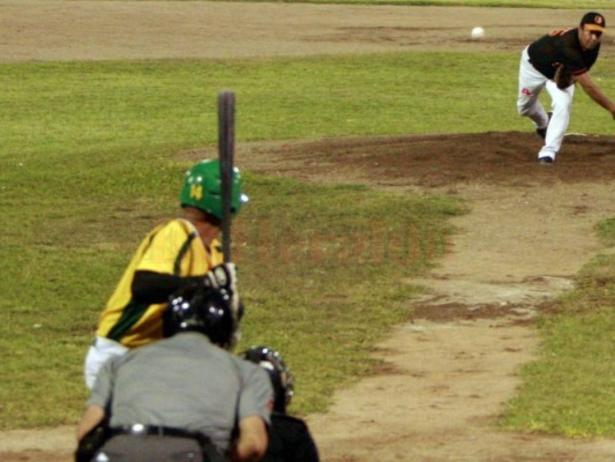 Medias Verdes arranca con paliza a Orioles la temporada 2018 de la Liga Mayor de Béisbol