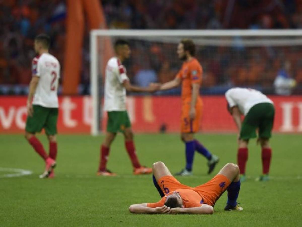 Holanda se resiste a renunciar al Mundial pero el objetivo se complica