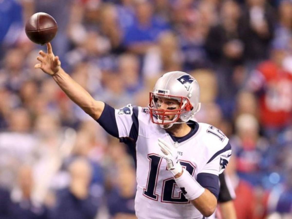 Tom Brady se venga del 'Deflategate' y vence con autoridad a los Colts de Indianápolis