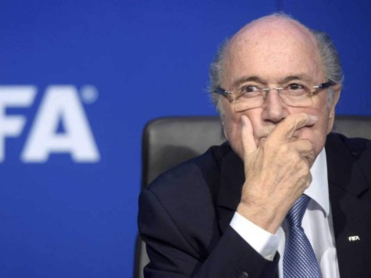 Blatter irá a testificar a Francia sobre atribución de Mundial-2022 a Catar si 'lo piden'